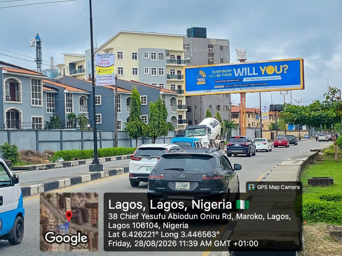 5th Oniru gantry – Chief Yesufu by Barnes Hospital advertising face and surrounding environment